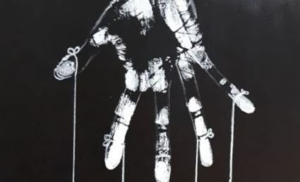 Leia mais sobre o artigo Autores de “À luz do escuro” falam sobre a experiência de produzir uma obra coletiva