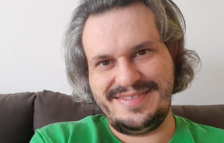 Leia mais sobre o artigo Professor Magno Machado de Freitas  prepara seu primeiro romance com a Pragmatha Editora