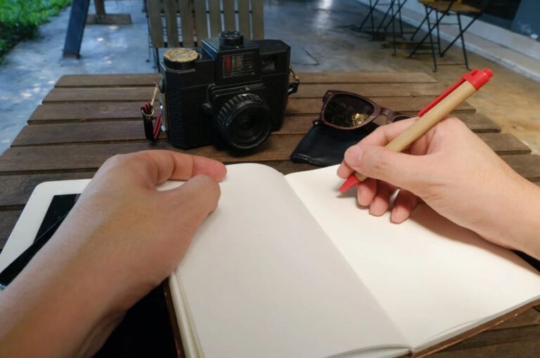 Leia mais sobre o artigo Conheça os autores de “Suas Excelências, os Personagens”