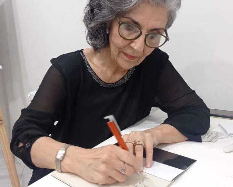 Leia mais sobre o artigo Escritora Elizabeth Ceron lança “Anseios” em Pelotas