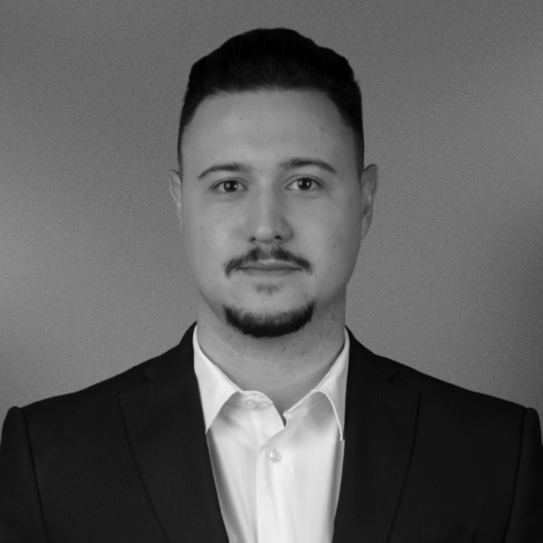 Leia mais sobre o artigo Felipe Medeiros       