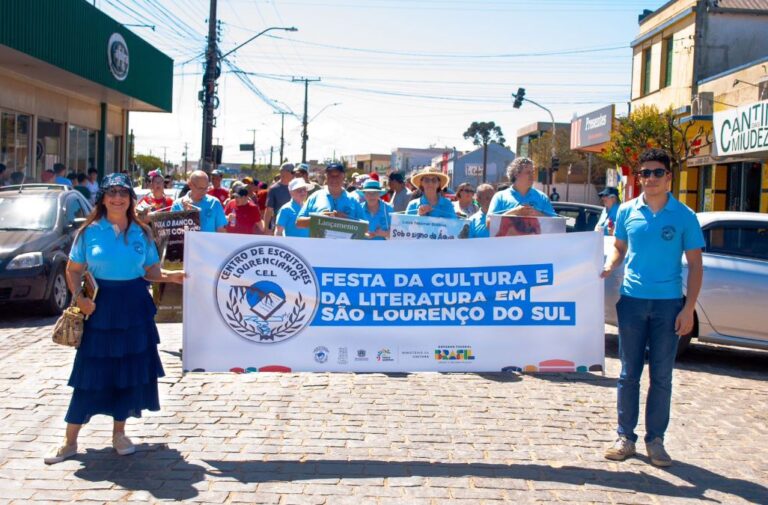 Leia mais sobre o artigo Festa Literária do CEL distribui 700 livros gratuitamente