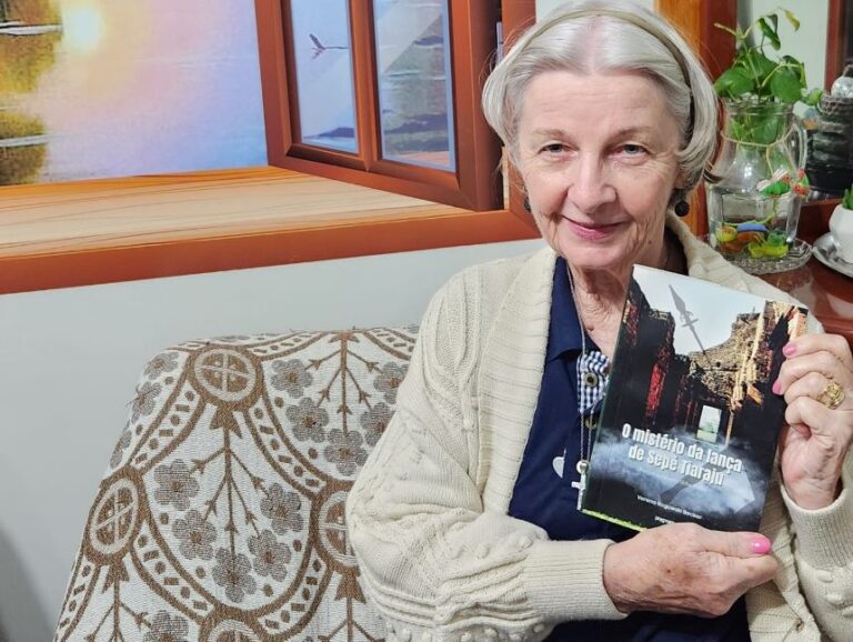 Leia mais sobre o artigo História, paisagem e simbologia do povo e do pampa gaúchos em uma capa