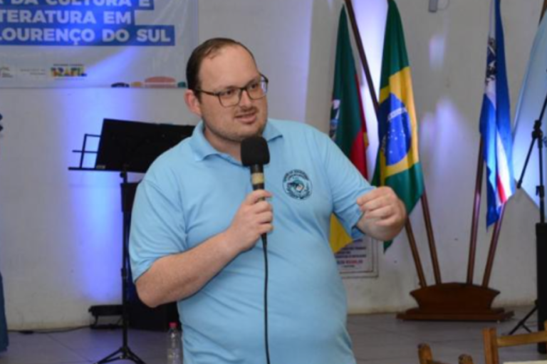 Leia mais sobre o artigo Rodrigo Seefeldt: Preferência por livros de cunho histórico, tanto técnicos quanto ficcionais