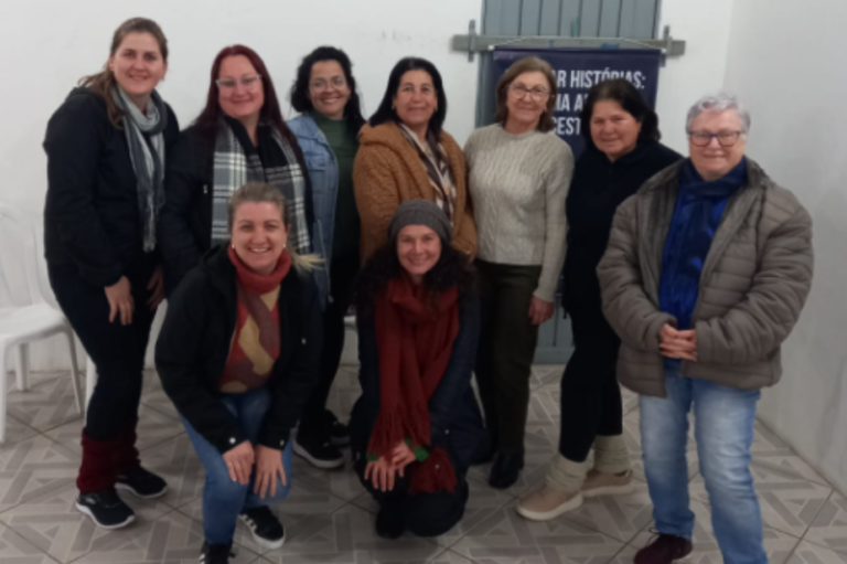 Leia mais sobre o artigo Projeto “Contar histórias: uma arte ancestral”, da escritora Cleia Dröse, conclui etapa presencial