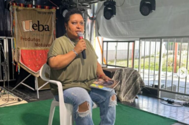 Leia mais sobre o artigo Escritora da Pragmatha, Pri Ferreira é patrona da Feira do Livro de São Lourenço do Sul