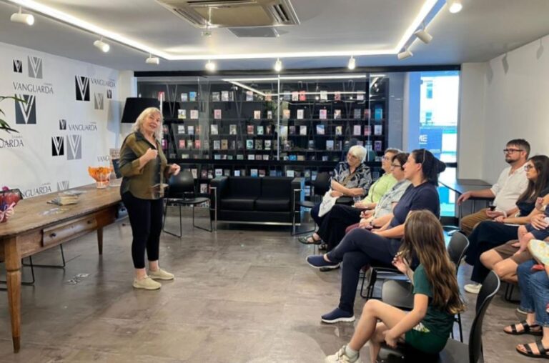 Leia mais sobre o artigo “O segredo das cinzas!” tem lançamento e sessão de autógrafos na livraria Vanguarda