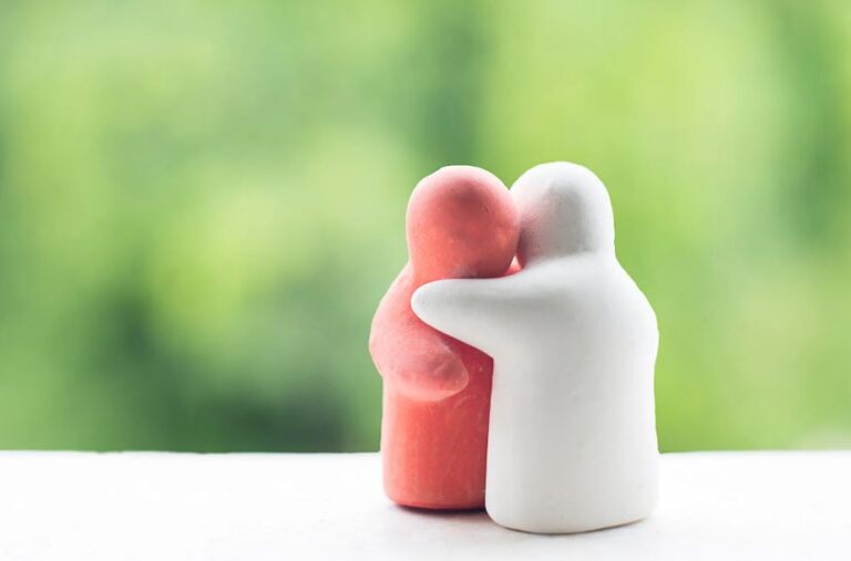 Leia mais sobre o artigo O idioma do abraço; Lua dos poetas; A roda do tempo e mais…