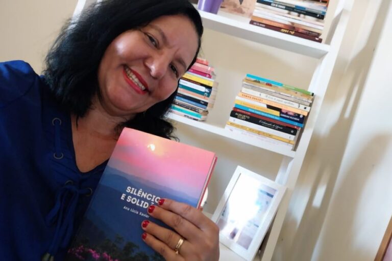 Leia mais sobre o artigo “Comecei a escrever há alguns anos. Inspirei-me no amor, na vida”