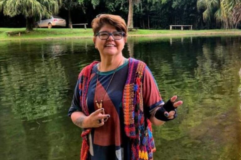 Leia mais sobre o artigo Escritora Giovana Schneider prepara novo livro com resgate histórico de Marechal Floriano